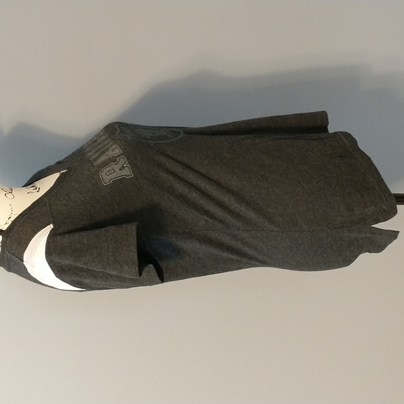 NFL Team Apparel Raiders T-shirt - Picture 3 of 5